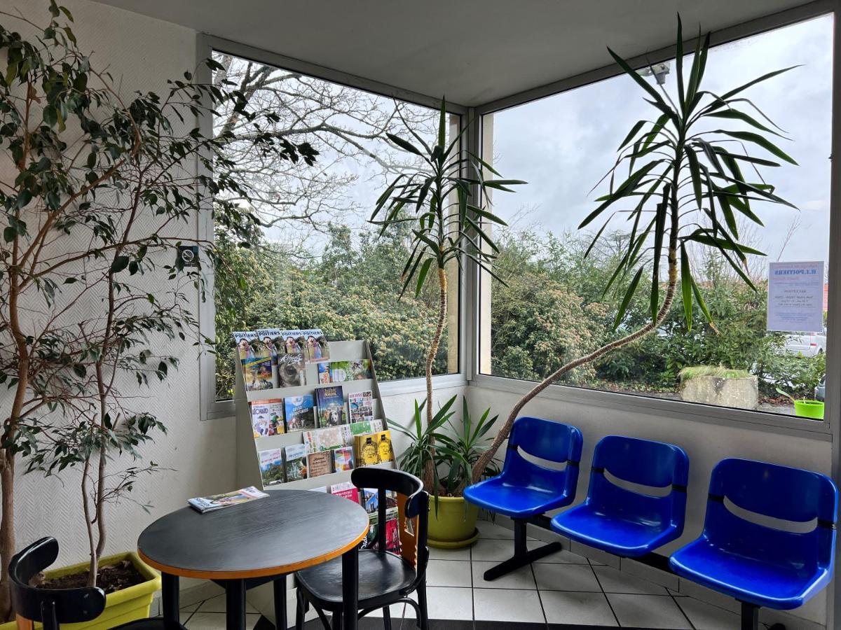 Auberge De Jeunesse Hi Puvatya Dış mekan fotoğraf